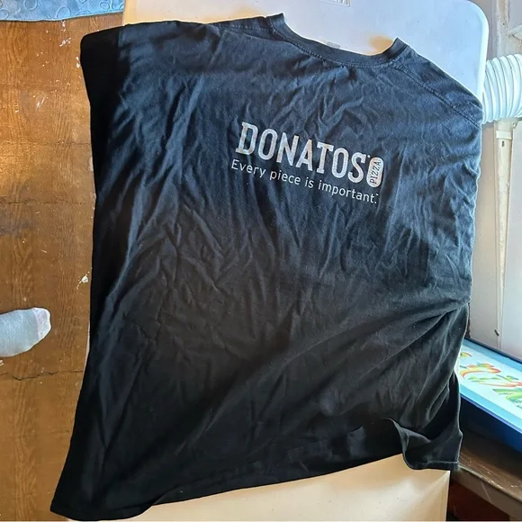 Donatos T-shirt - Picture 4 of 4